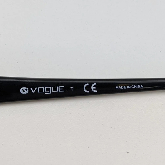 🕶️Vogue VO3966 Eyeglasses 51/18 135 /KAB251🕶️ - Picture 4 of 9